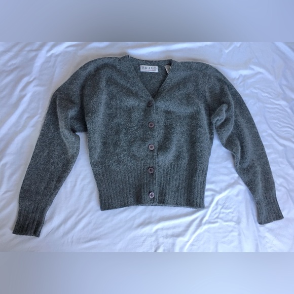 Vintage Gorgeous Bravo warm grey lambswool and angora rabbit hair cardigan. - Picture 2 of 11